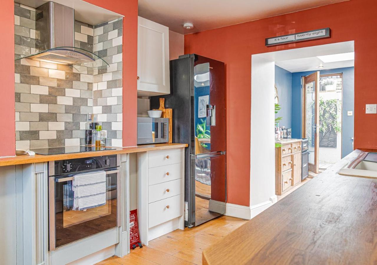 Maple Rose - 2 Bed With Garden In Minchinhampton! Villa Kültér fotó